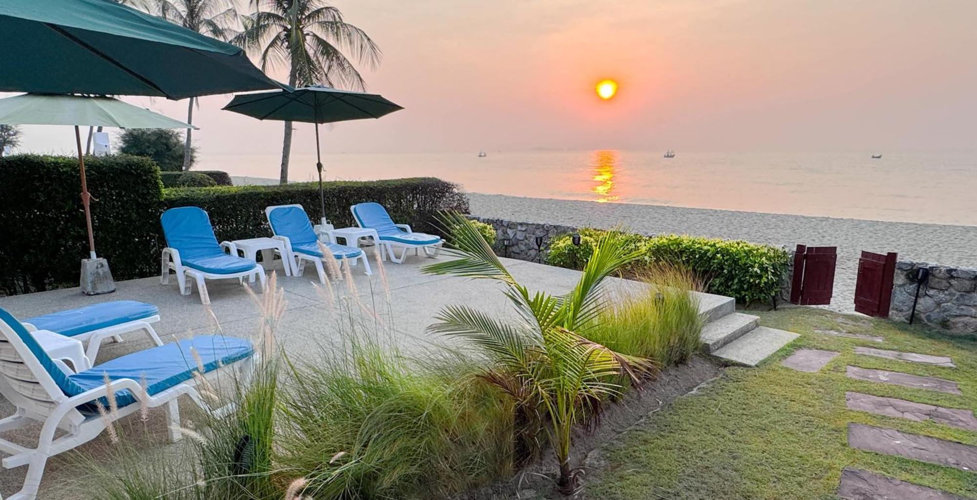 Absolute Beachfront Villa Ban Huai Yang Экстерьер фото