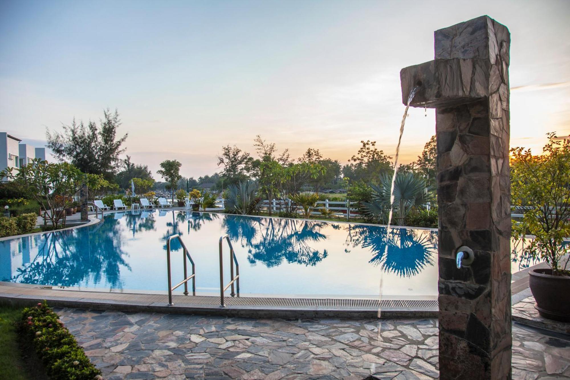 Absolute Beachfront Villa Ban Huai Yang Экстерьер фото