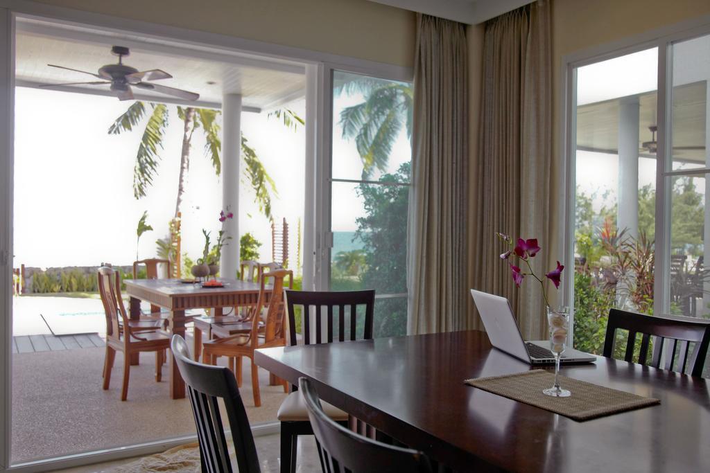 Absolute Beachfront Villa Ban Huai Yang Экстерьер фото